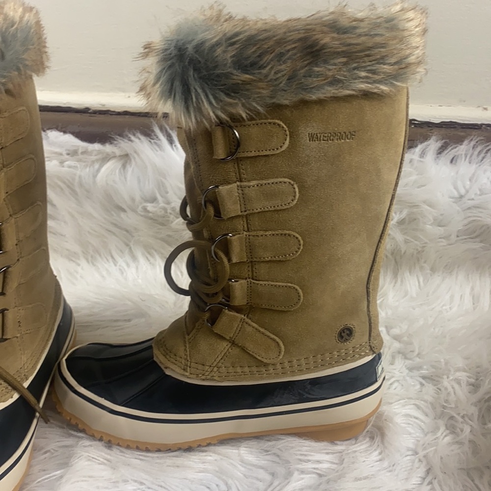 Northside Polar Boots - Kathmandu, waterproof boots size 6 - Picture 3 of 10